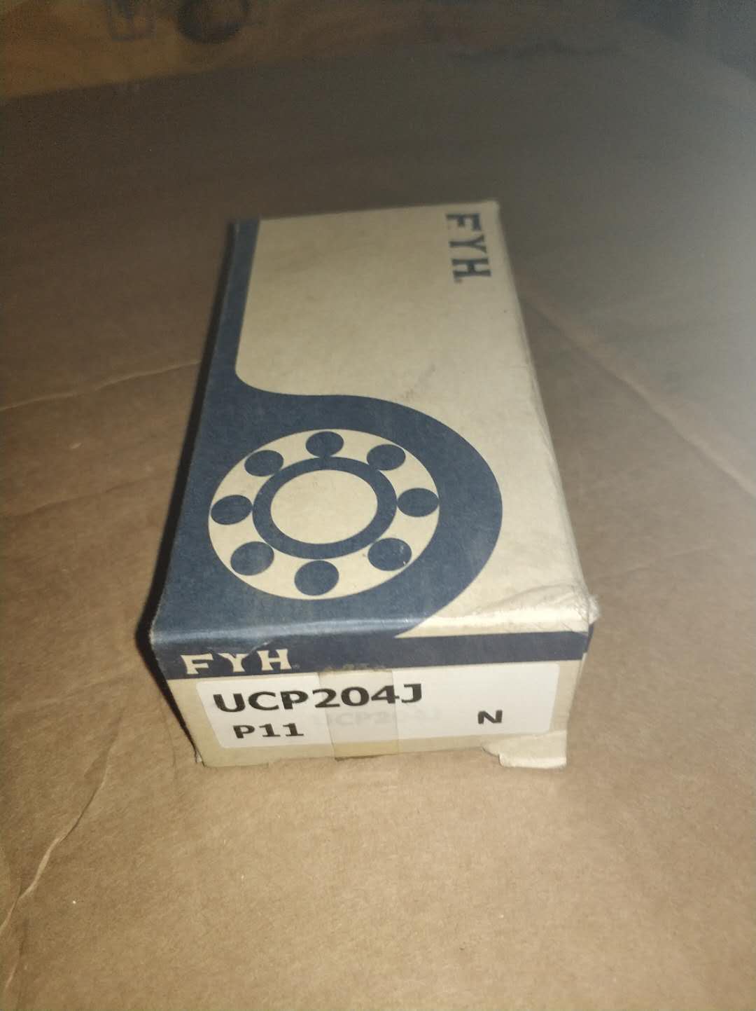 UCP204J